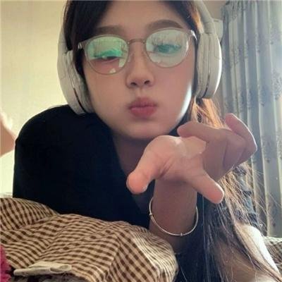 开局认亲后，保洁老妈曝光了身家